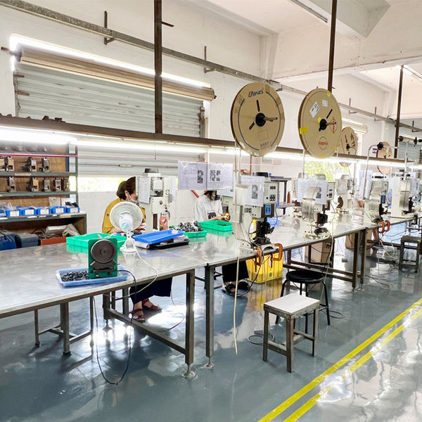 Shenzhen Zhongtu Automation Technology Co., Ltd. Produktionslinie des Herstellers